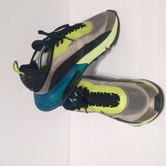 Nike Air Max 2090 Volt Blue Sneakers Men's Size 12 BV9977-101 Neon shoes - Picture 3 of 9